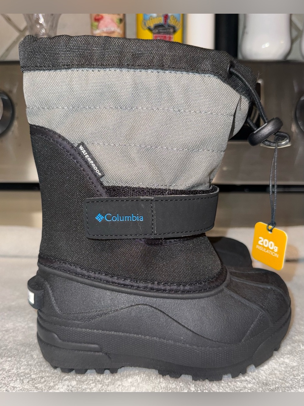 Columbia NWT! Boys Black and Gray Winter Snow Boot Insulated Size 10 Toddler